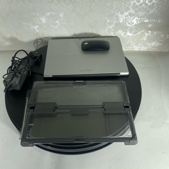 Microsoft Surface Pro 3 Bundle Intel(R) Core(TM) i5 2.5GHz 4GB RAM 128GB - Picture 2 of 12